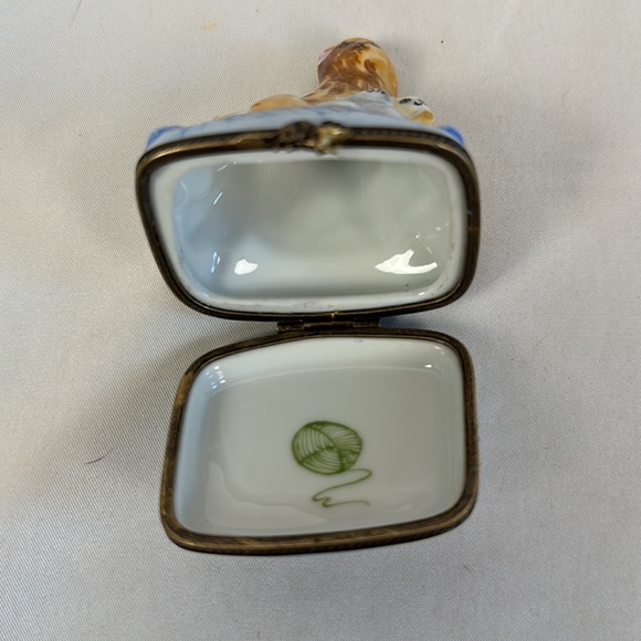 Limoges Orange Cat Family Box - Picture 11 of 12